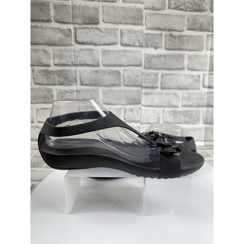 Crocs Serena Women's Size 11 Black T Strap Floral Embellish Bach Summer Sandals - Picture 3 of 12